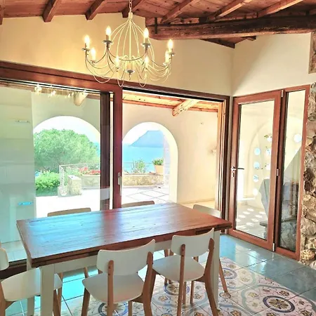 Canata - Trudy - Seaview - Pool - Within Walking Distance